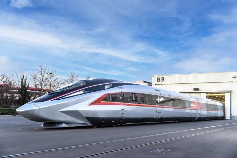 全球最快高鐵列車CR450動車組樣車。
