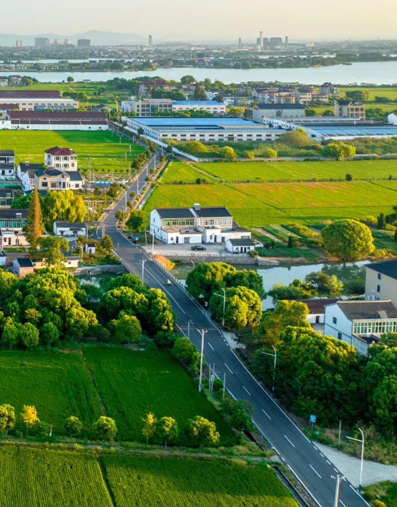 江蘇省蘇州市吳江區(qū)“四好農(nóng)村路”。